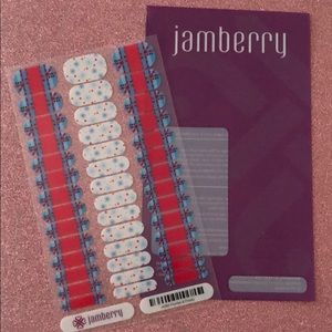 ✨NEW✨Jamberry Juniors Nail Wraps-Flurries & Frosty